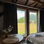 Tatil Evi гражда лофт для двох в карпатах *