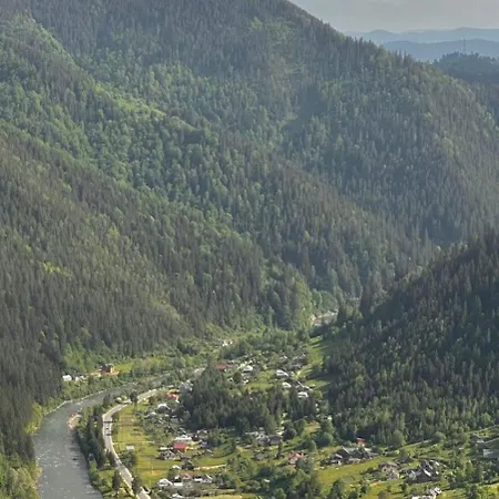гражда лофт для двох в карпатах بيت للعطل *